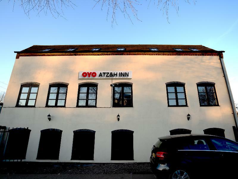 Atz&H Inn Bilston Buitenkant foto